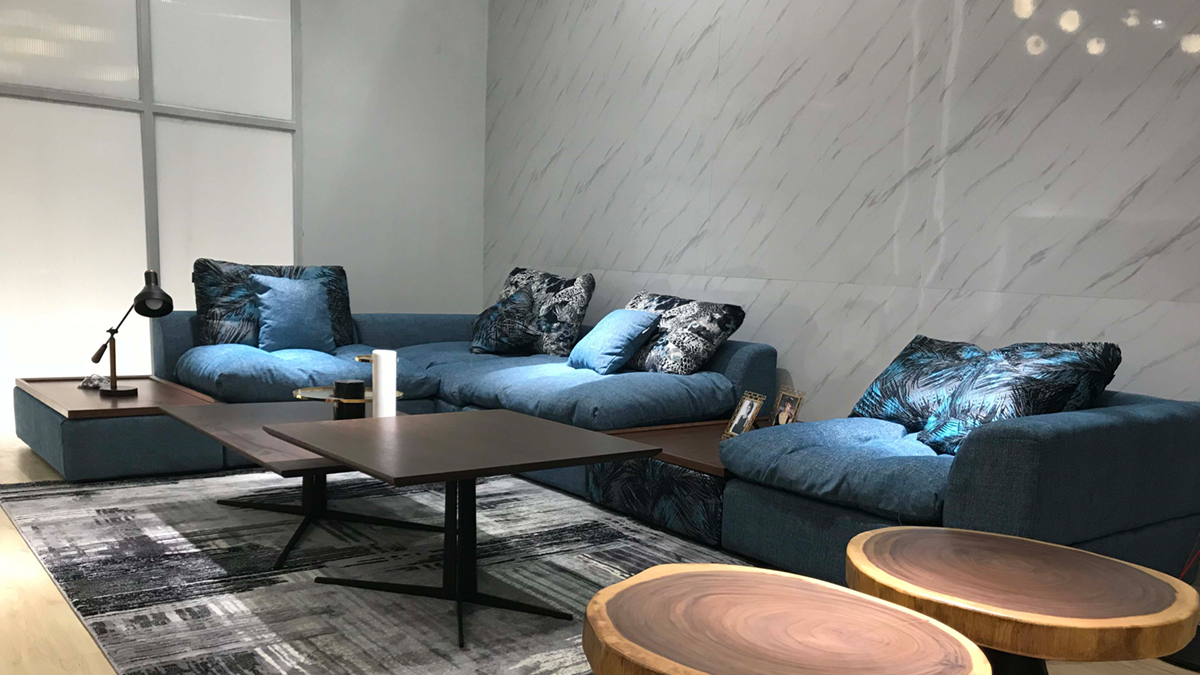 上品源家居客廳燈光設(shè)計(jì)方案展示